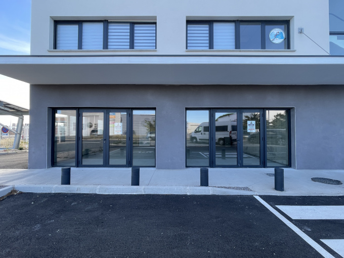 Location Immobilier Professionnel Local commercial Claira (66530)